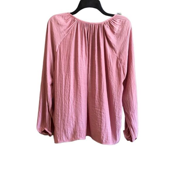 Liverpool Pink Pleated Long Sleeve Blouse with Split Neck That Ties. Size Large - Picture 5 of 8